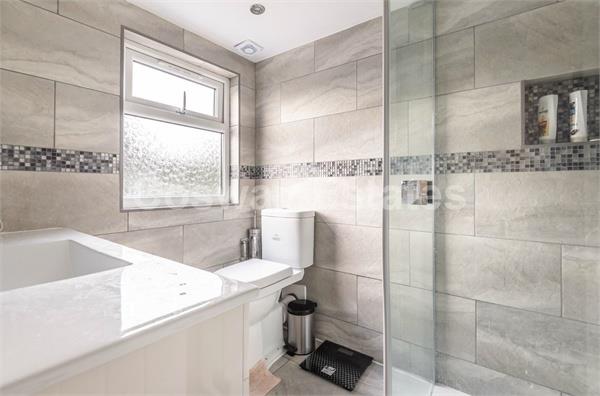 Fairmead Crescent, Edgware